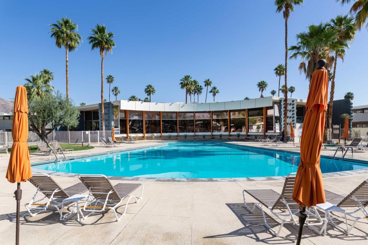 Mid-Century Palm Springs Bungalow With Patio! Экстерьер фото